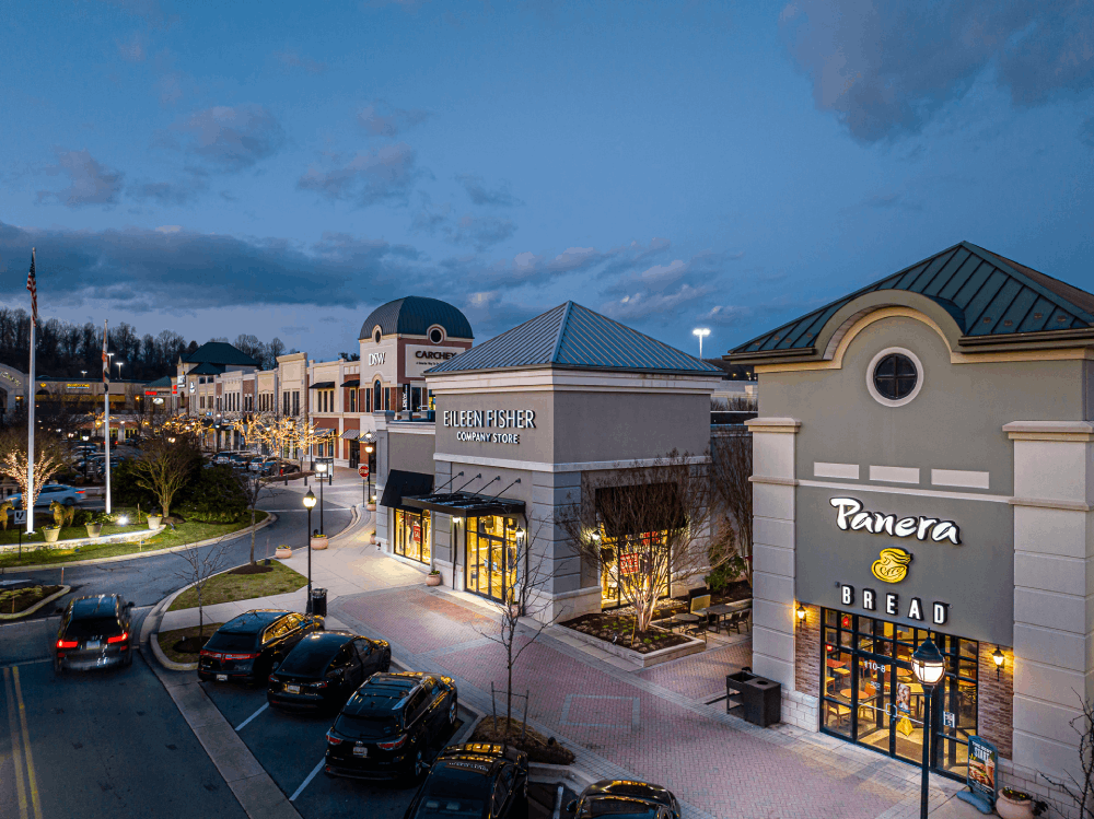 Hunt Valley Towne Center Panera Bread entrance evening view
