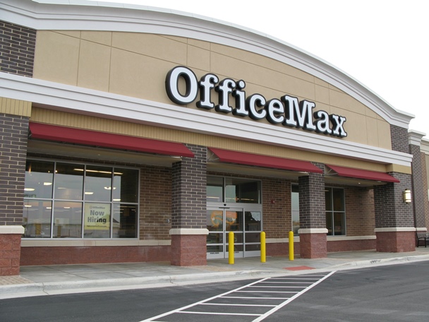 OfficeMax entrance
