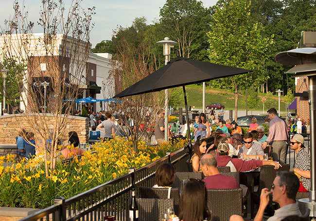 D6O8188 Turf Valley Town Square - Resturant