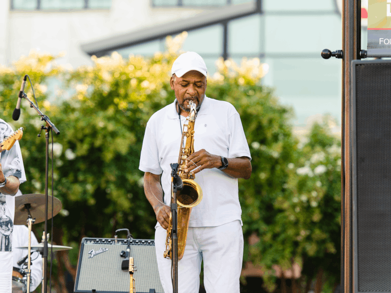 community events (13)-min Men playing trumpet